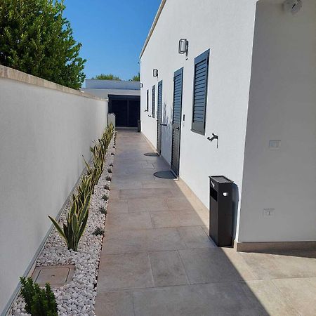 B&B La Porta Sul Mare Torre Squillace Exterior photo