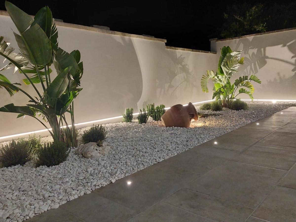 B&B La Porta Sul Mare Torre Squillace Exterior photo