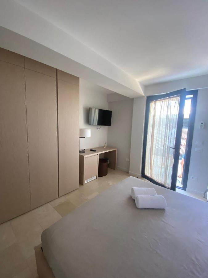 B&B La Porta Sul Mare Torre Squillace Exterior photo